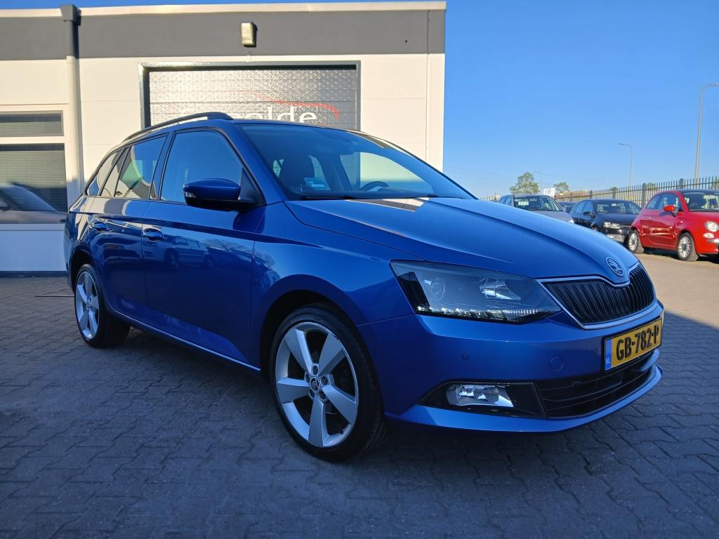 Skoda Fabia Combi 1.2 TSI First Edition/Dealer onderhouden/S, Auto's, Skoda, 21 km/l, Stof, 4 cilinders, Blauw