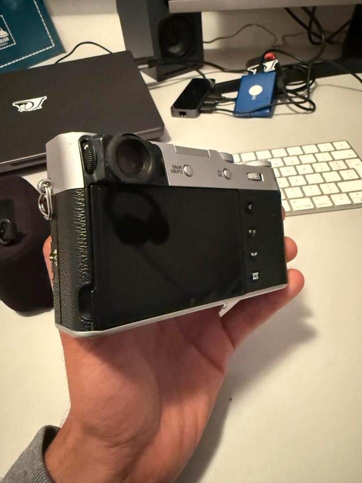 Fujifilm X100 digitale camera, Audio, Tv en Foto, Fotocamera's Digitaal, Gebruikt, Compact, Fuji, Geen optische zoom, Ophalen of Verzenden