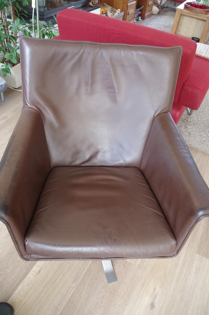 Leren draaifauteuil bruin, Huis en Inrichting, Fauteuils, Ophalen, Gebruikt, Modern, 50 tot 75 cm