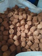 Brandhout briketten nog 1 kuub beschikbaar 100 euro, Tuin en Terras, Haardhout, Minder dan 3 m³, Ophalen