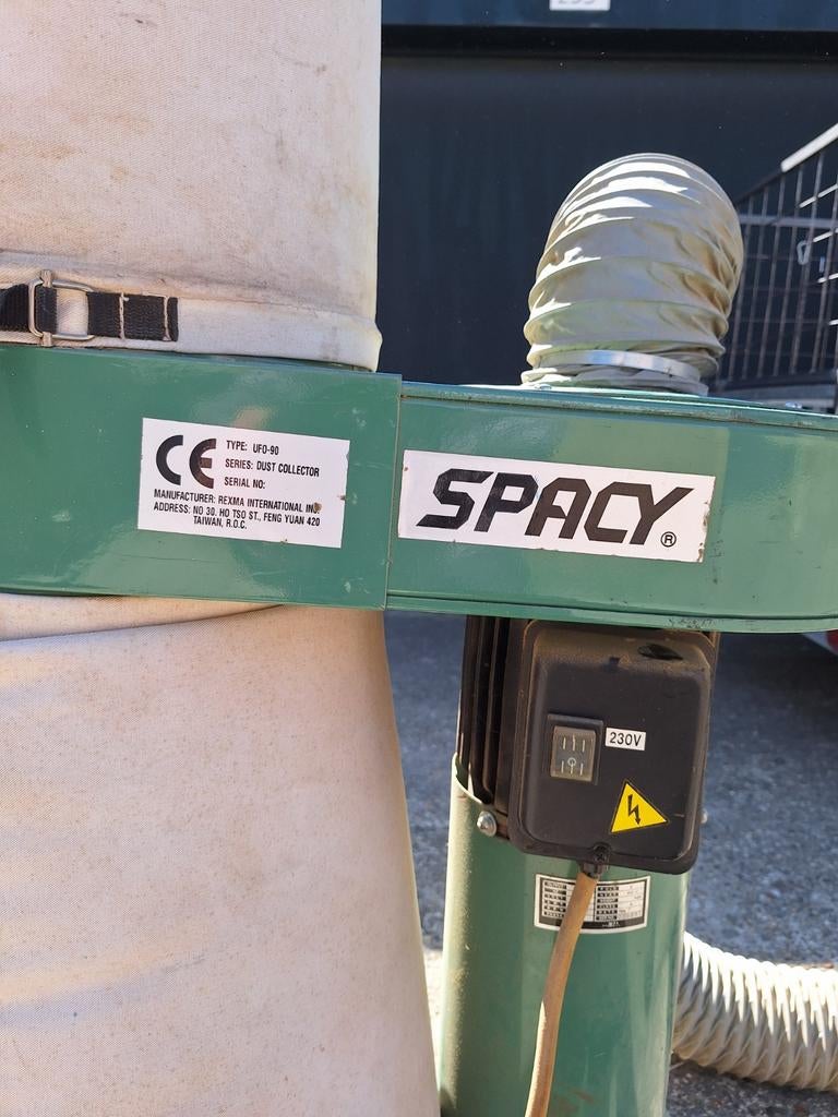 Spacy stofafzuiger - Type DFC-06, Ophalen, Gebruikt