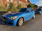BMW 1-Serie 114I M-sport 200pk, Auto's, BMW, Achterwielaandrijving, Zwart, 4 cilinders, Blauw