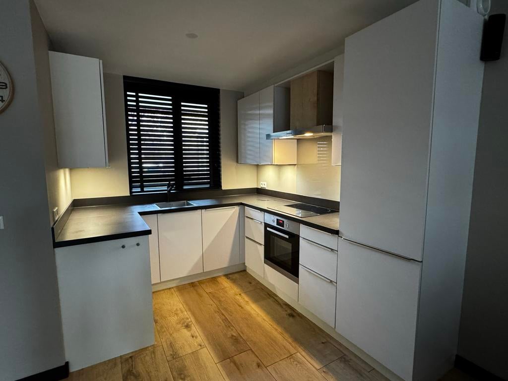 Complete keuken met apparatuur, Huis en Inrichting, Keuken | Complete keukens, Gebruikt, Overige materialen, Wit, Hoekkeuken