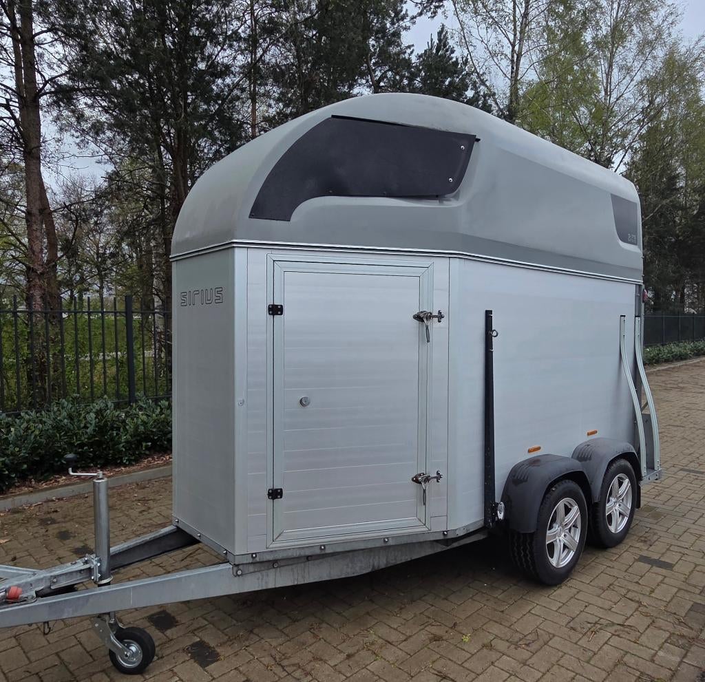 Sirius S75 Alu 2 Paards trailer, Dieren en Toebehoren, Paarden en Pony's | Trailers en Aanhangwagens, Ophalen of Verzenden, Zo goed als nieuw