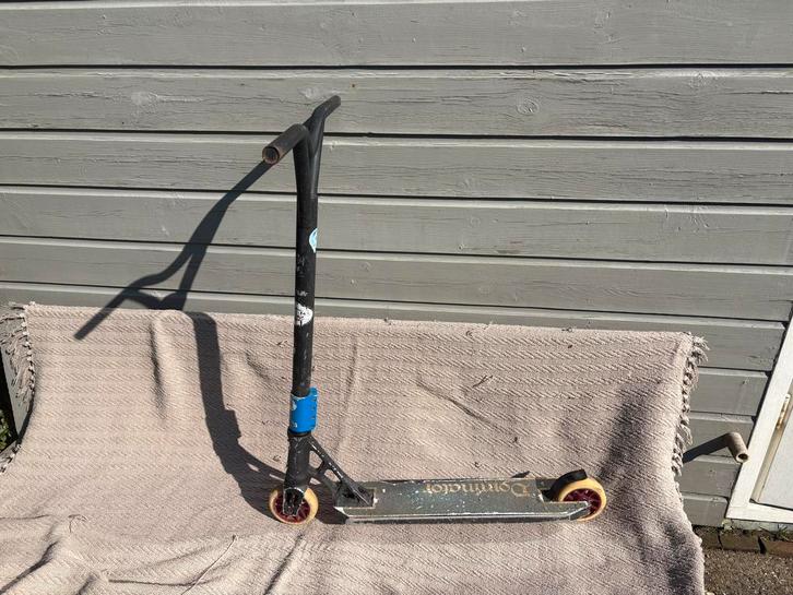 Dominator Stuntstep, Fietsen en Brommers, Steps, Gebruikt, Gewone step, Ophalen of Verzenden