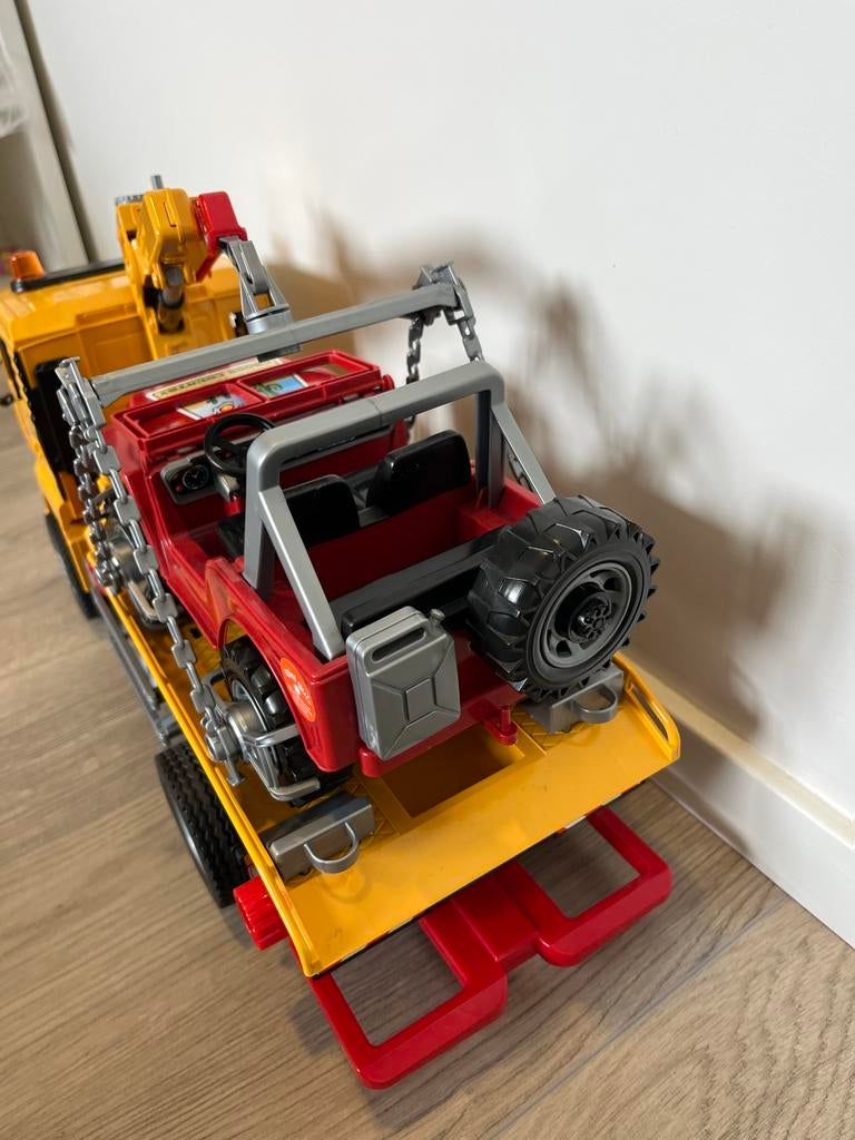 Bruder Vrachtwagen Takelwagen met Jeep, Kinderen en Baby's, Speelgoed | Speelgoedvoertuigen, Ophalen, Zo goed als nieuw