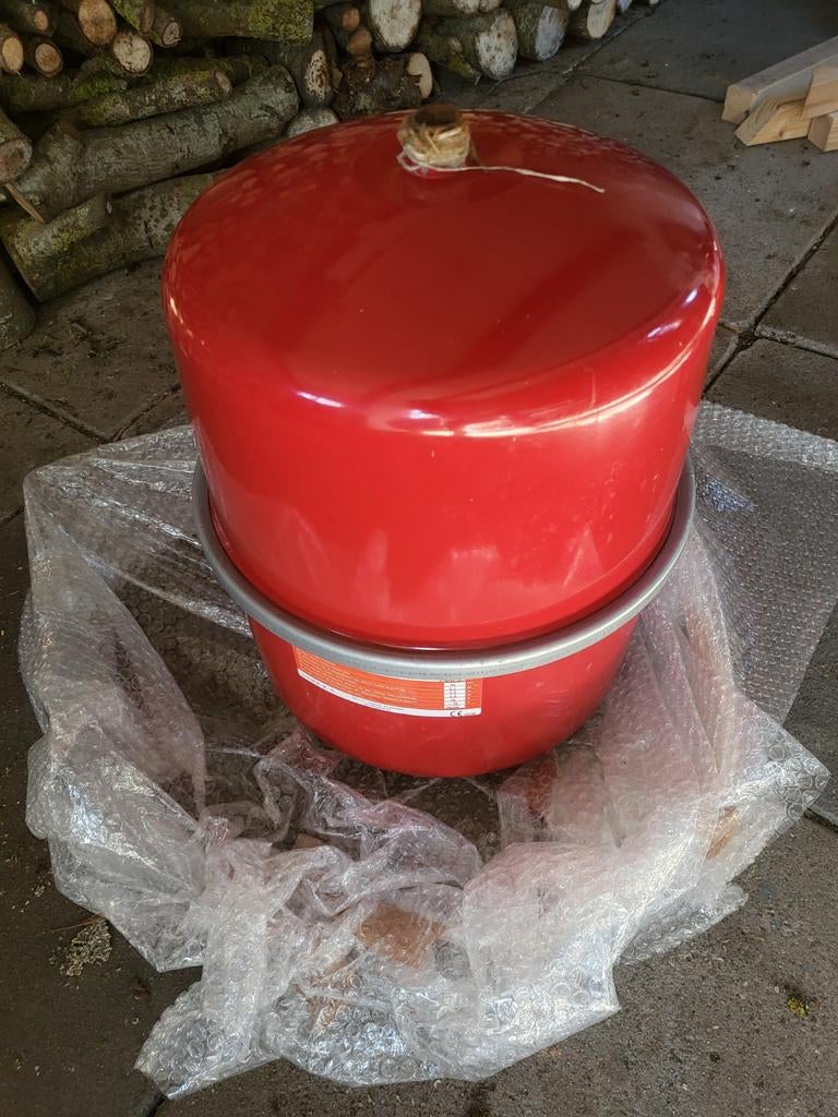 Cv drukvat, Gebruikt, Minder dan 20 liter, Ouder dan 10 jaar, Boiler