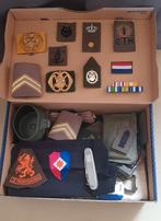 Defensie emblemen en hebbedingetjes te koop, Ophalen of Verzenden, Landmacht, Nederland, Embleem of Badge