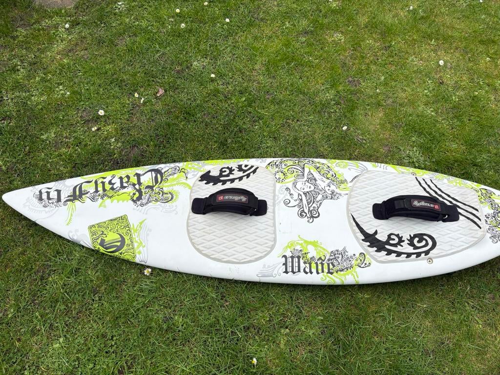 CrazyFly Wave kite surfboard + Cabrinha boardbag, Watersport en Boten, Kitesurfen, Directional, Ophalen of Verzenden, Gebruikt