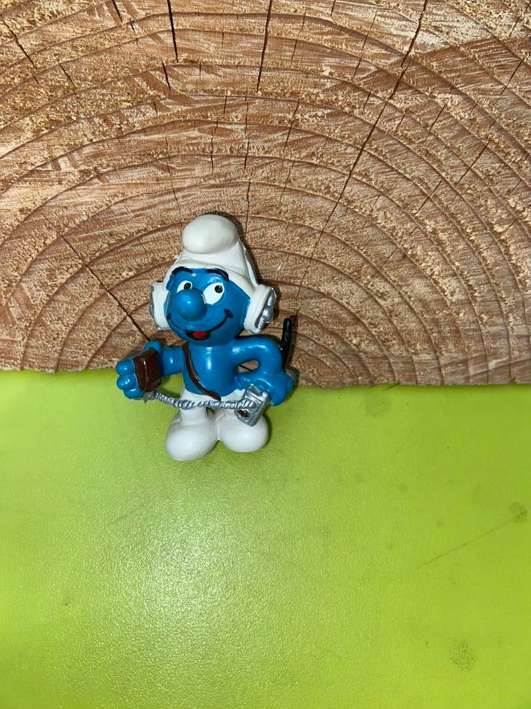 Smurfen smurf met walkman, Ophalen of Verzenden, Zo goed als nieuw, Verschillende Smurfen