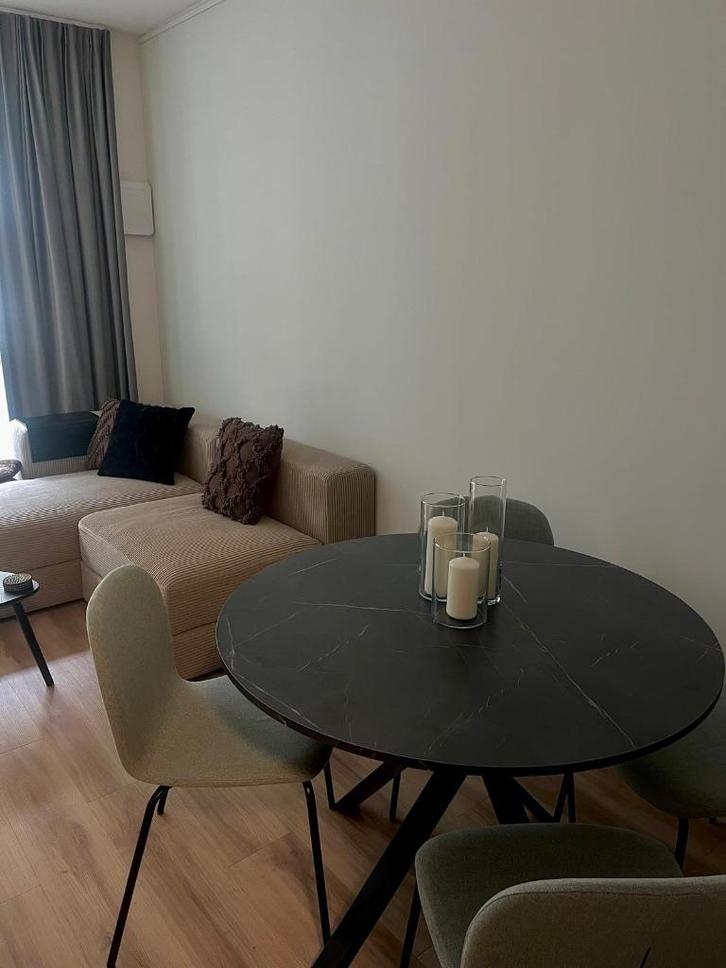 IKEA eettafel Mariedamm, Huis en Inrichting, Tafels | Eettafels, Zo goed als nieuw, 100 tot 150 cm, 100 tot 150 cm, Vier personen