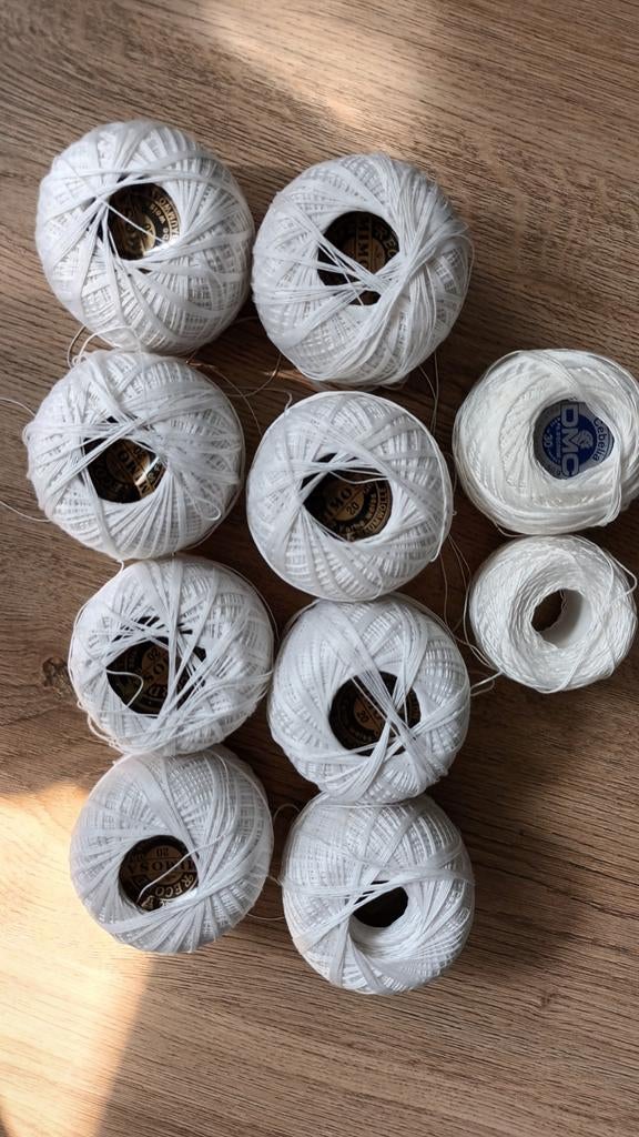 Haakgaren 8 mimosa 1en half dmc   no 8, Ophalen of Verzenden, Haken, Patroon of Boek