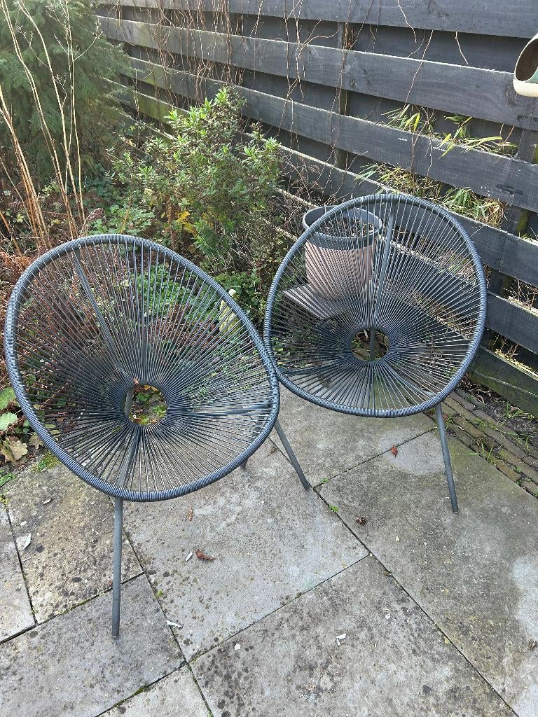 Te koop aangeboden, twee  Zwarte Acapulco stoelen ., Ophalen, Gebruikt, Kunststof