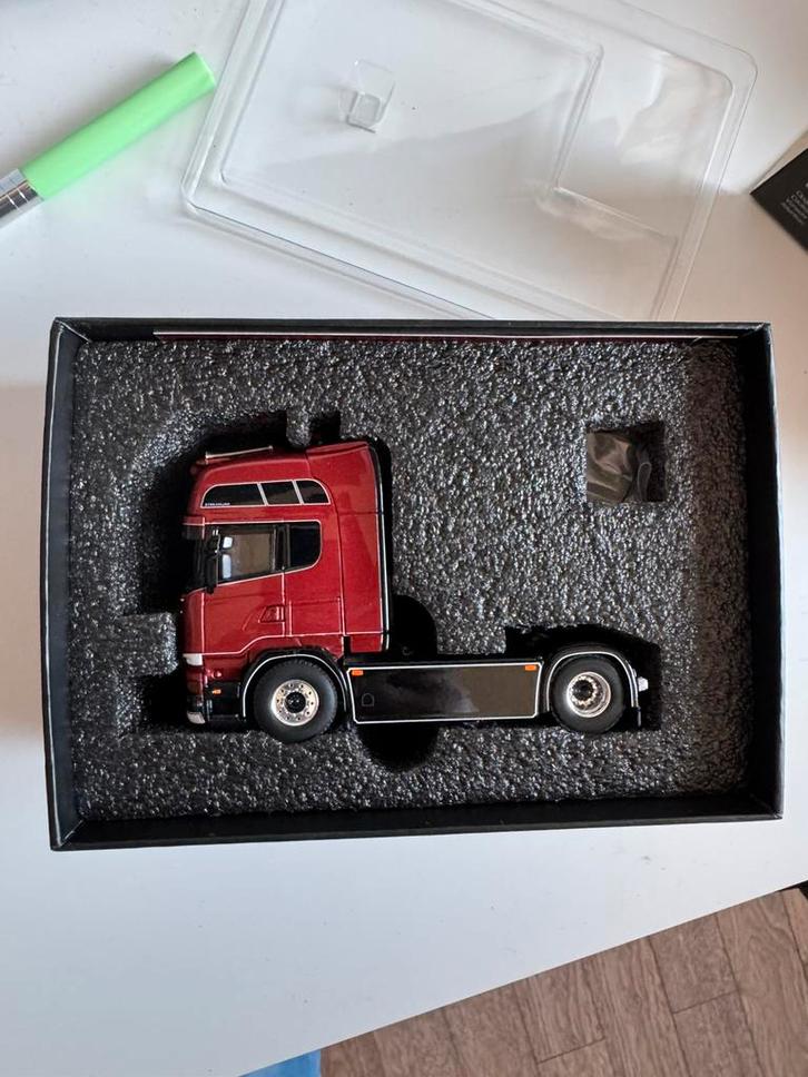 WSI Geelhoed, Hobby en Vrije tijd, Modelauto's | 1:50, Zo goed als nieuw, Bus of Vrachtwagen, Wsi, Ophalen of Verzenden