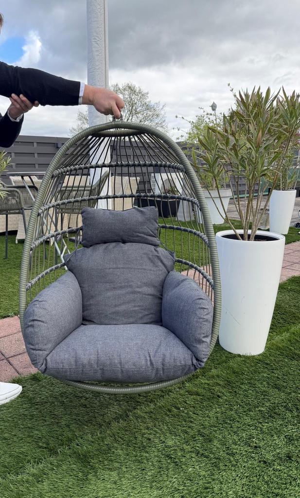 Nieuwe Hangstoel Ei - Perfect voor Tuin of Overkapping, Ophalen, Nieuw, Wicker