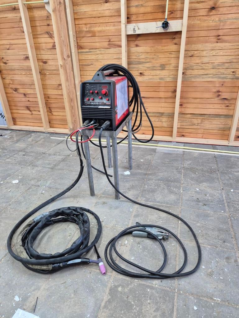 Lincoln invertec V270T pulse DC, Doe-het-zelf en Verbouw, Gereedschap | Lasapparaten, Ophalen, Zo goed als nieuw, 250 ampère of meer