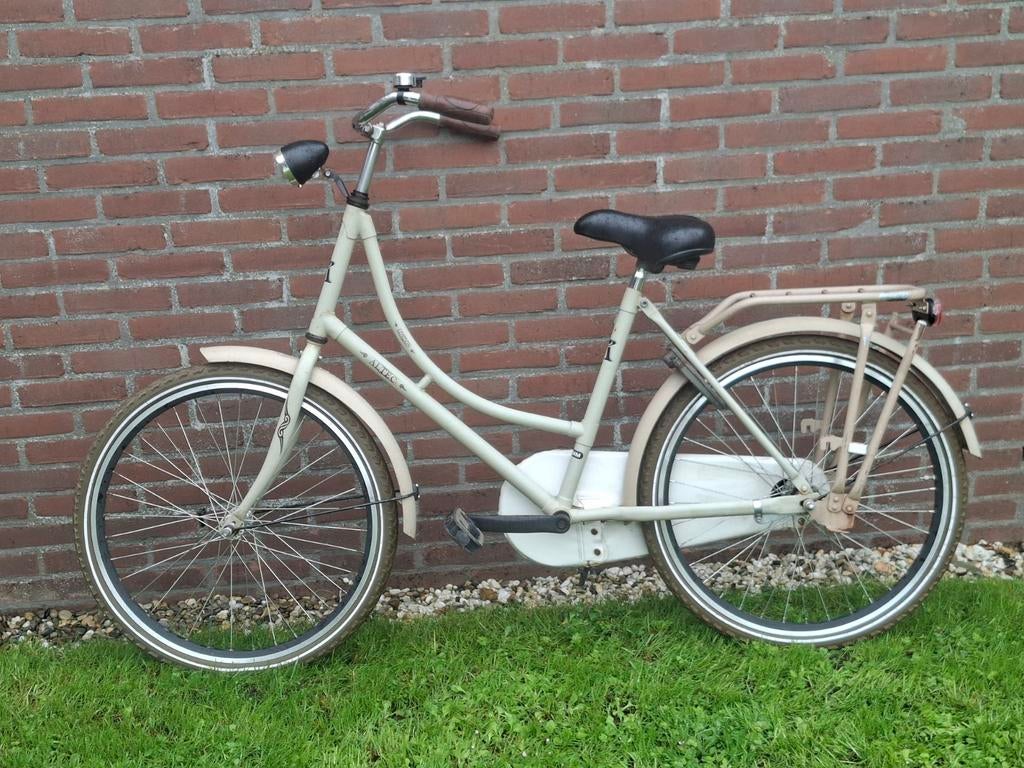 Altec 24', Ophalen, Gebruikt, 24 inch, Altec