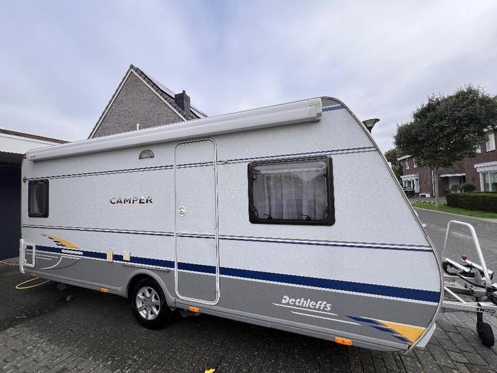 Dehtleffs Caravan, Caravans en Kamperen, Caravans, Particulier, tot en met 5, 1000 - 1250 kg, Rondzit, Dethleffs, Frans bed, Omvormbare zithoek