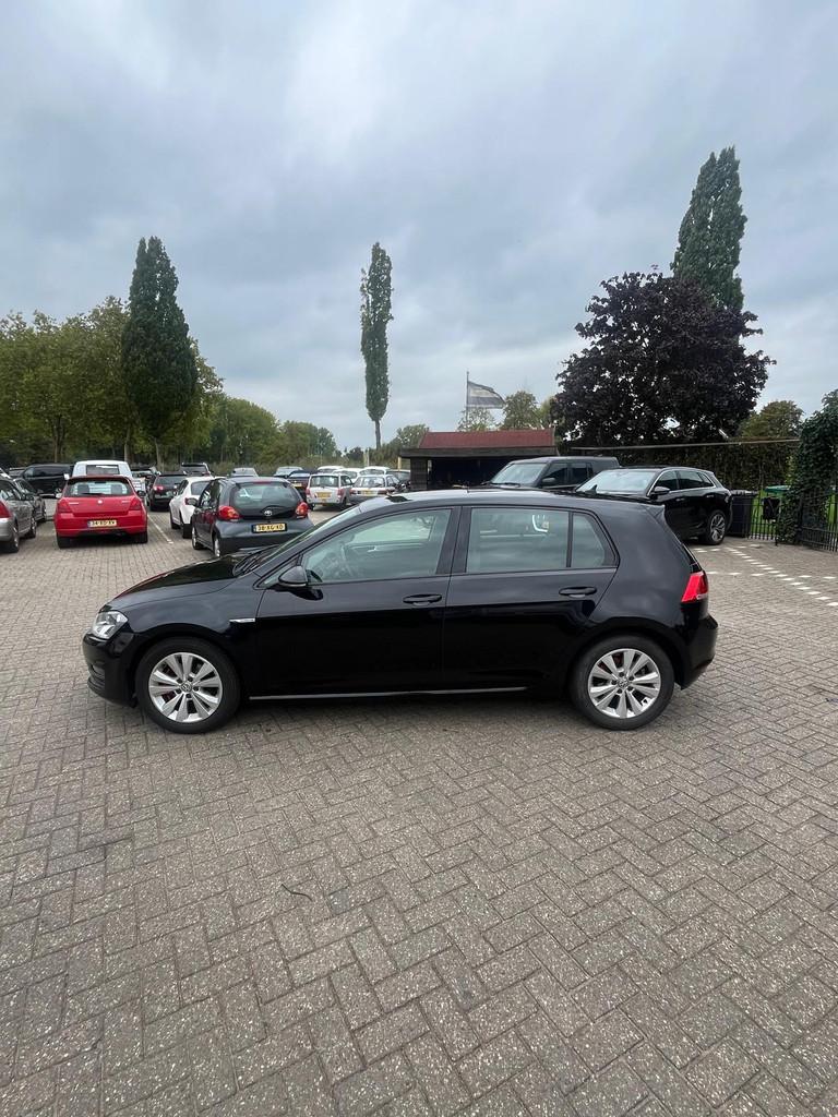 Volkswagen Golf 1.0 TSI Comfortline, Auto's, Voorwielaandrijving, Stof, Gebruikt, Origineel Nederlands