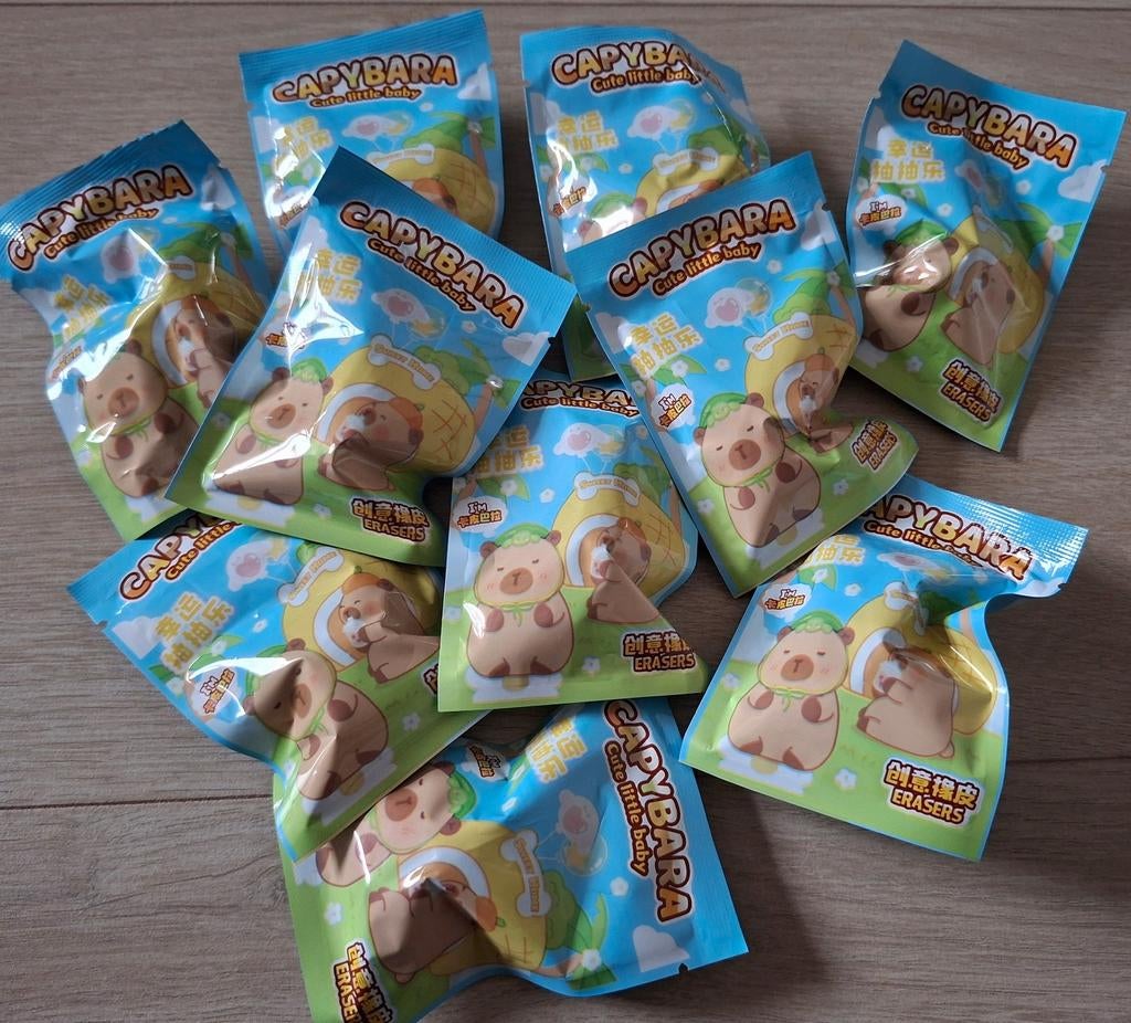 Capybara cute little baby erasers blind bags - Nieuw, Verzamelen, Poppetjes en Figuurtjes, Nieuw, Ophalen of Verzenden