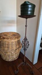 Zwaar massief gietijzeren kaarsen standaard nette staat, Ophalen, Overige materialen