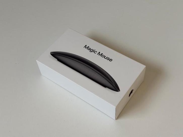 Apple Magic Mouse 2 Spacegrijs, Computers en Software, Muizen, Zo goed als nieuw, Muis, Draadloos, Ophalen of Verzenden