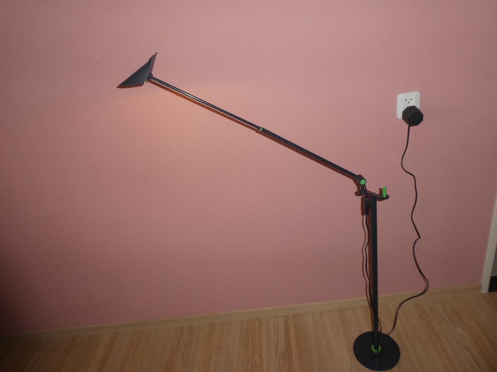Dutch design Rob Wermenbol vloerlamp model Daimo '88, Gebruikt, Ophalen of Verzenden, Jaren 80/90, Metaal