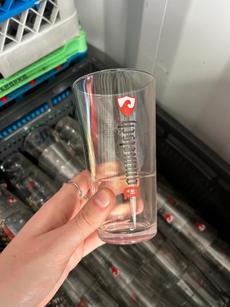 +/- 75x Dommelsch bierglazen, Ophalen, Zo goed als nieuw, Glas of Glazen, Dommelsch