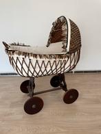 Vintage Wieg Rotan met Veren - Charmant en Uniek, Ophalen, Gebruikt, Wieg