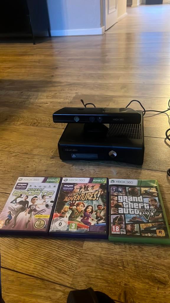 Xbox 360 + kinect, Spelcomputers en Games, Spelcomputers | Sony PlayStation 3, Ophalen of Verzenden, Zo goed als nieuw, Zonder controller