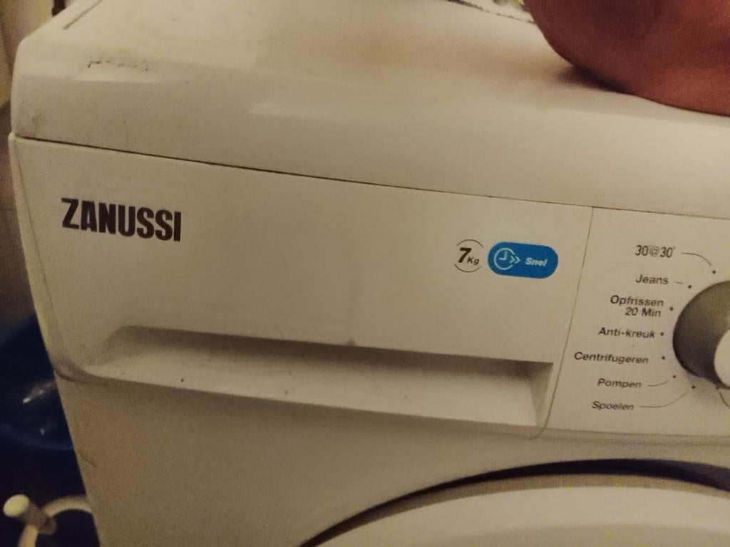 Zanussi Lindo 100 Wasmachine 7 kg, Gebruikt, Voorlader, 85 tot 90 cm, 1200 tot 1600 toeren