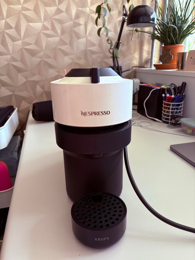 Nespresso Vertuo Next Krups Koffiemachine Wit, Koffiemachine, Ophalen of Verzenden, Zo goed als nieuw, 1 kopje
