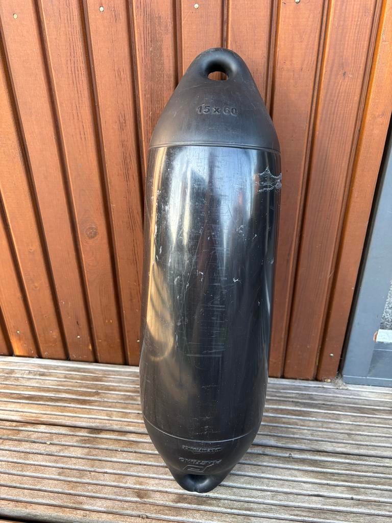Plastimo fender stootwil zwart, Watersport en Boten, Ophalen of Verzenden, Gebruikt, Overige typen