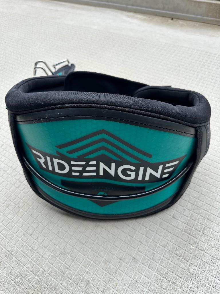 Ride Engine Hex Core harness met extra windsurf-haak, Ophalen, Trapeze, Geen board, Zo goed als nieuw