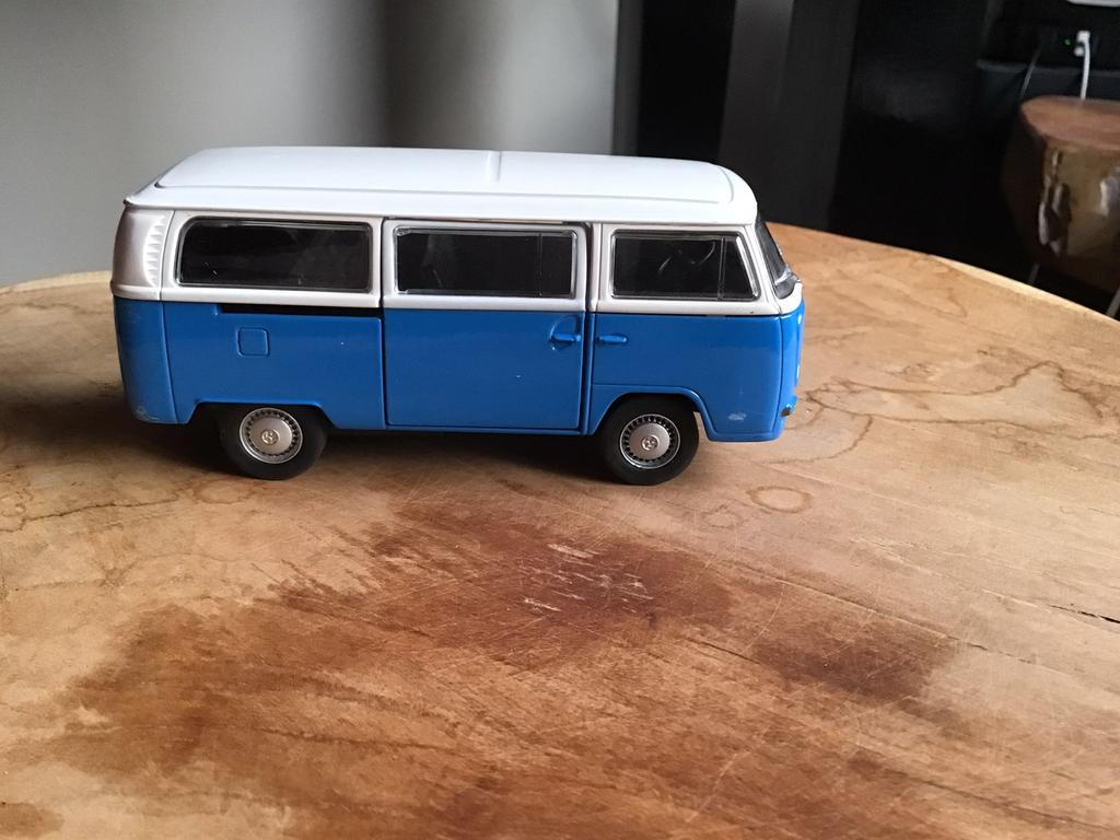 Welly volkswagen T2 bay window, Ophalen, Gebruikt, Welly