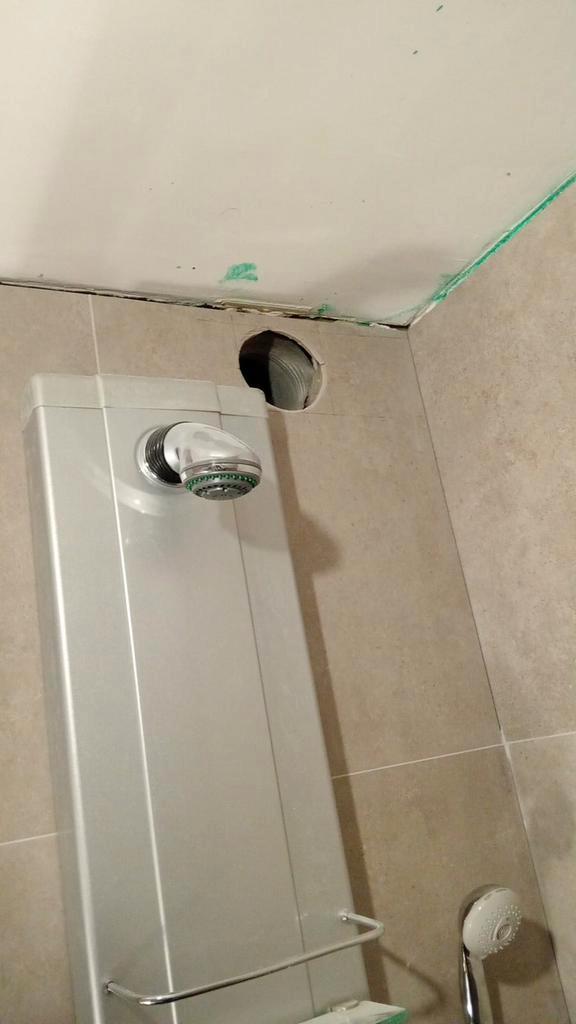 Douchepaneel met regendouche en handdouche, Doe-het-zelf en Verbouw, Sanitair, Gebruikt, Douche, Ophalen of Verzenden