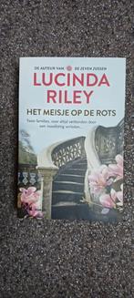 Het Meisje op de Rots - Lucinda Riley Roman, Boeken, Romans, Ophalen, Zo goed als nieuw, Lucinda Riley, Nederland