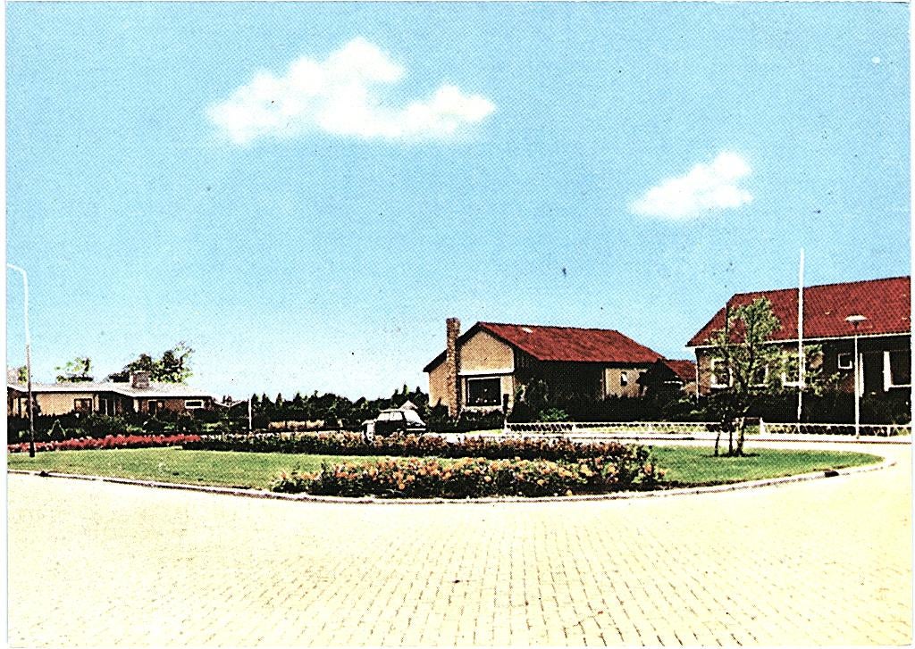 806199 Sliedrecht ZH 1971 Waalstraat Bungalows onbeschreven, Ophalen of Verzenden, 1960 tot 1980, Ongelopen, Noord-Brabant