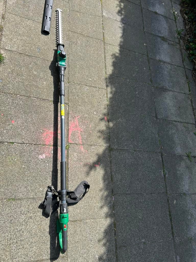 Telescopische hegge schaar, Ophalen of Verzenden, Zo goed als nieuw, Accu