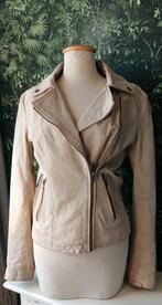 Getailleerd suède jasje, Ophalen of Verzenden