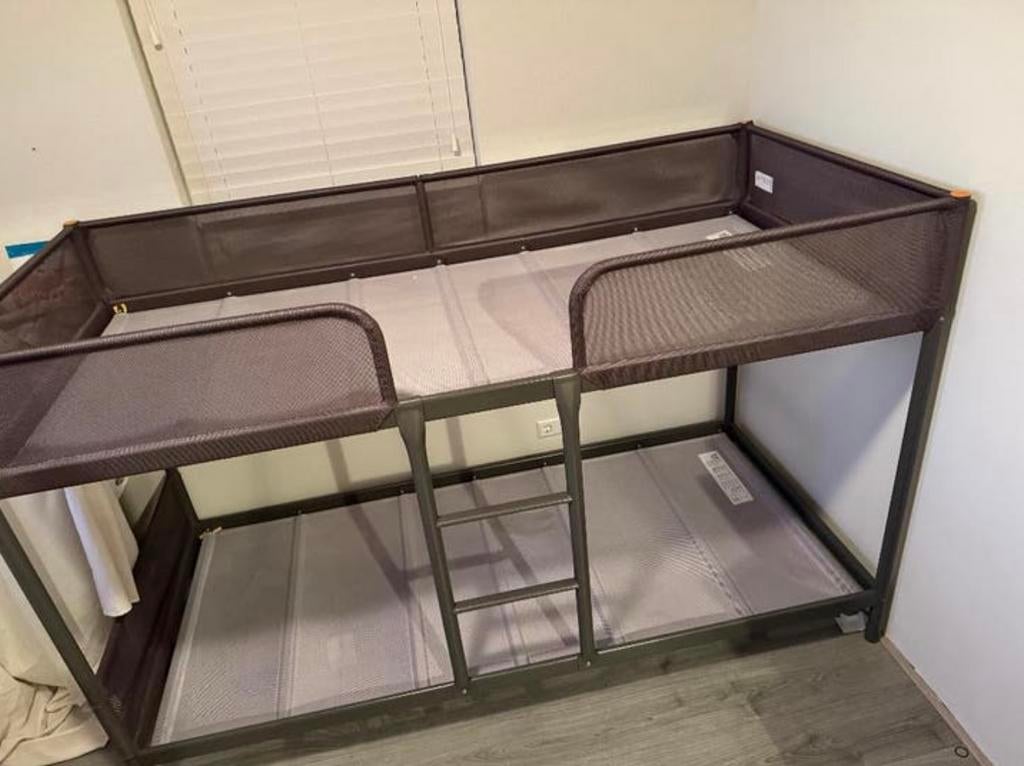IKEA stapelbed TUFFING, Ophalen, Zo goed als nieuw
