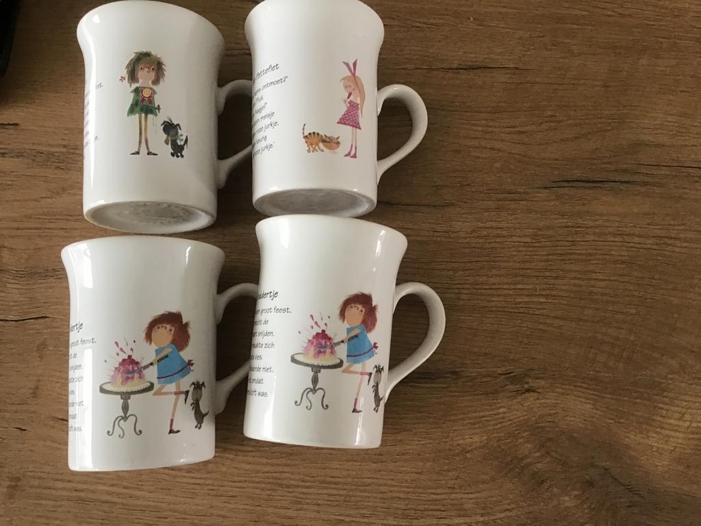 D.E. mokken annie MG Schmith & Fiep Westendorp, 4 stuks, Huis en Inrichting, Ophalen of Verzenden, Gebruikt, Keramiek, Kop(pen) en/of Schotel(s)