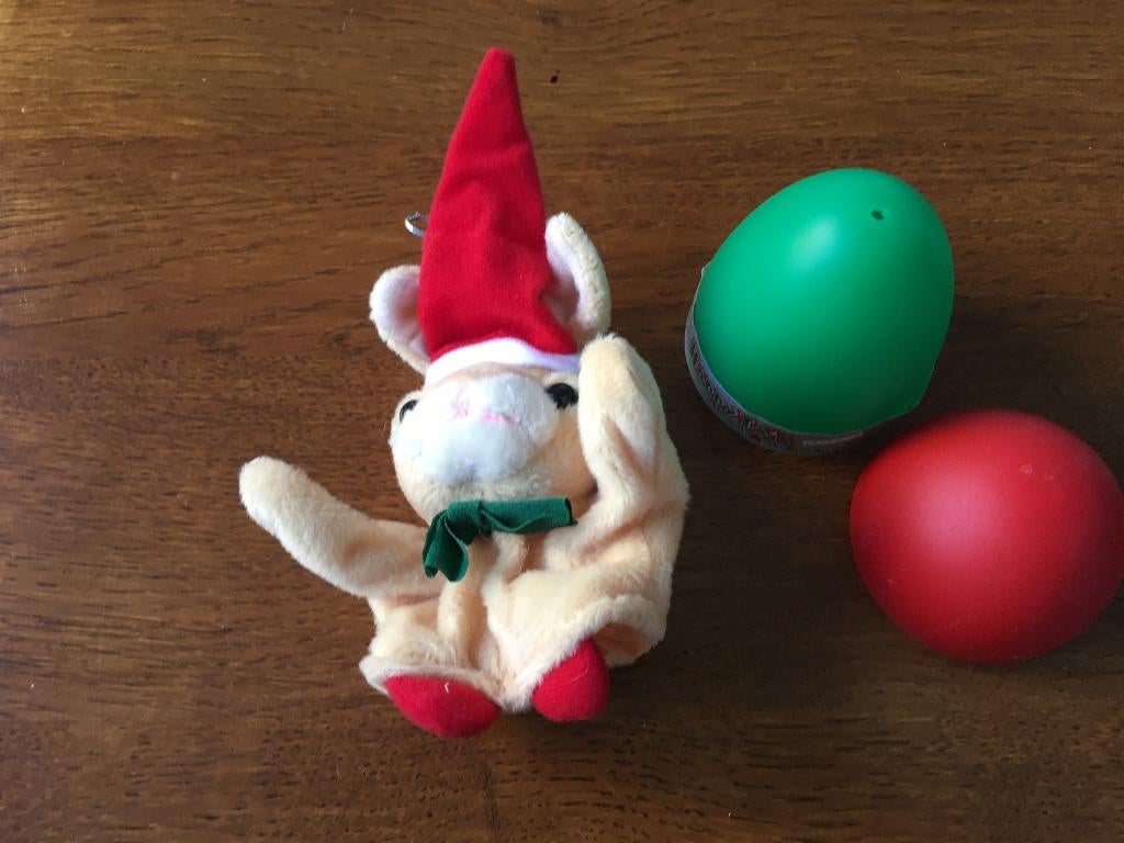 "Kerstman in Ei" "Happy Tail X-mas Babies"'Limited Edition', Ophalen of Verzenden, Nieuw