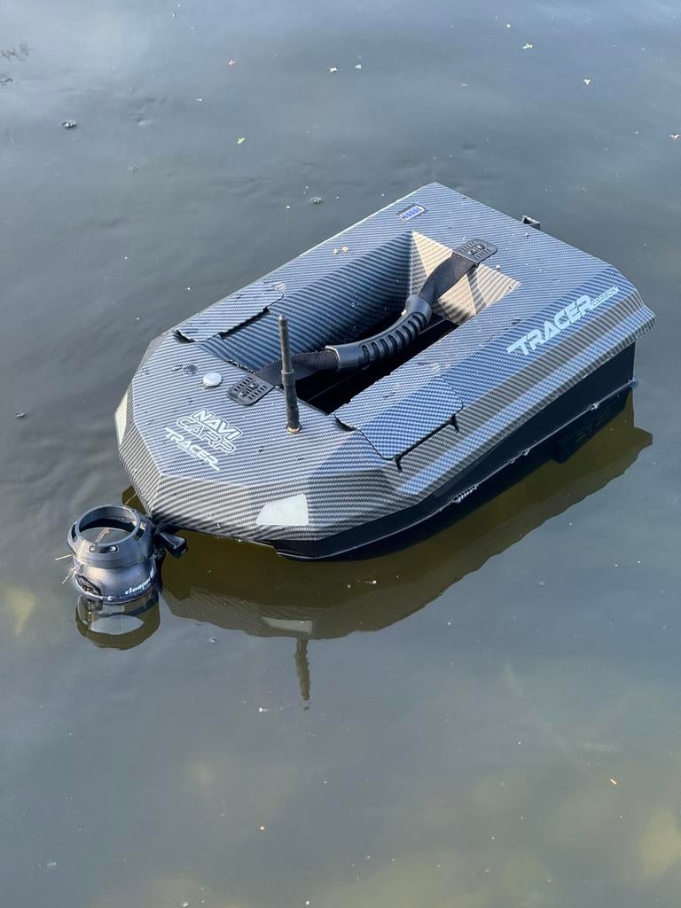 Voerboot met nieuwe deeper plus pro 2, Ophalen of Verzenden, Zo goed als nieuw