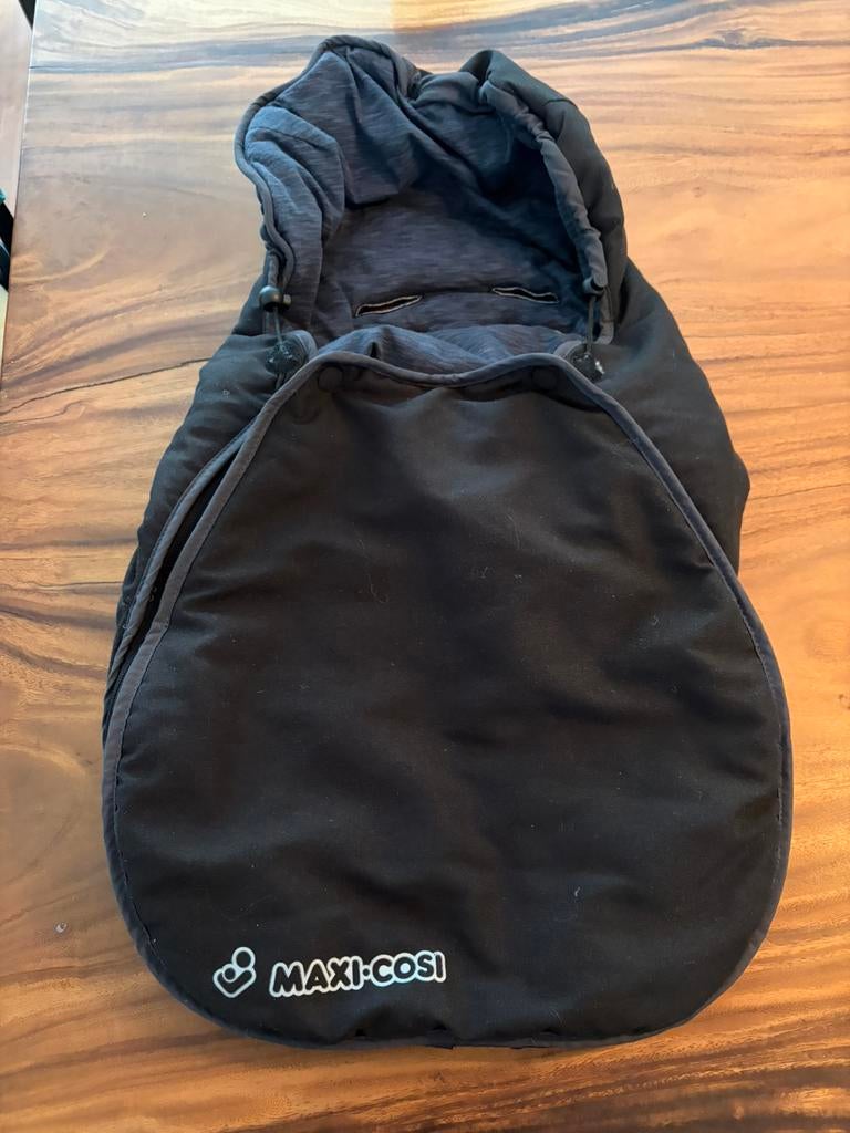 Voetenzak maxi-cosi of andere autostoel i-size., Kinderen en Baby's, Autostoeltjes, Ophalen of Verzenden, 0 t/m 13 kg, Maxi-Cosi