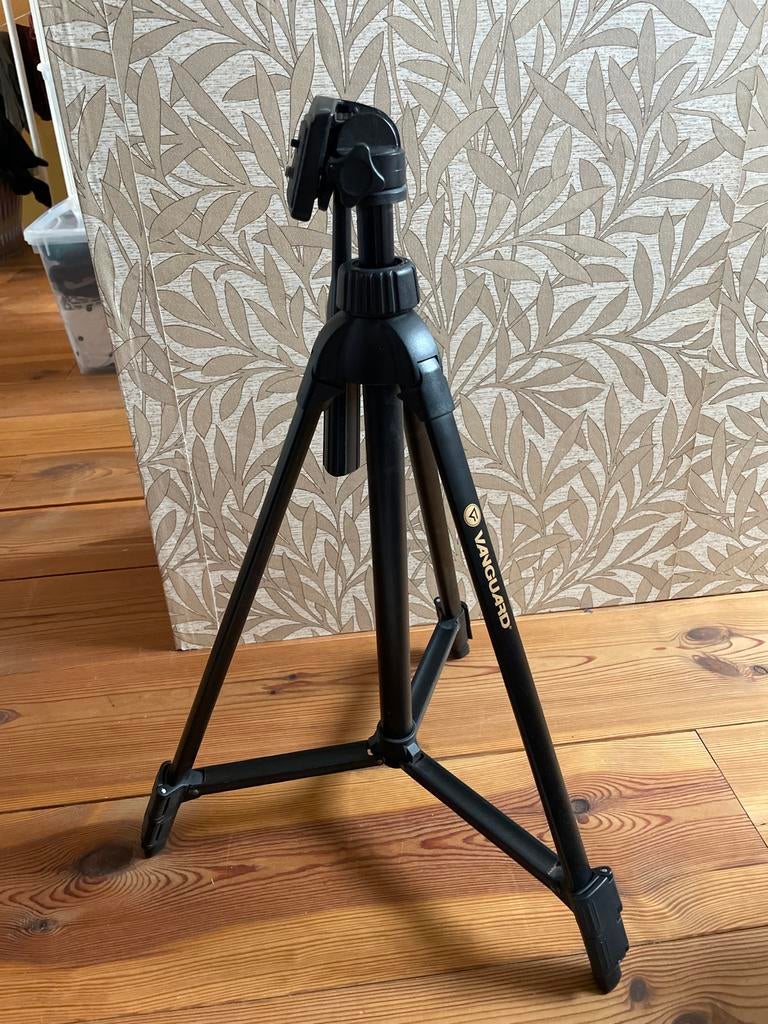 Vanguard statief, Ophalen of Verzenden, Zo goed als nieuw, Minder dan 150 cm, Driepoot