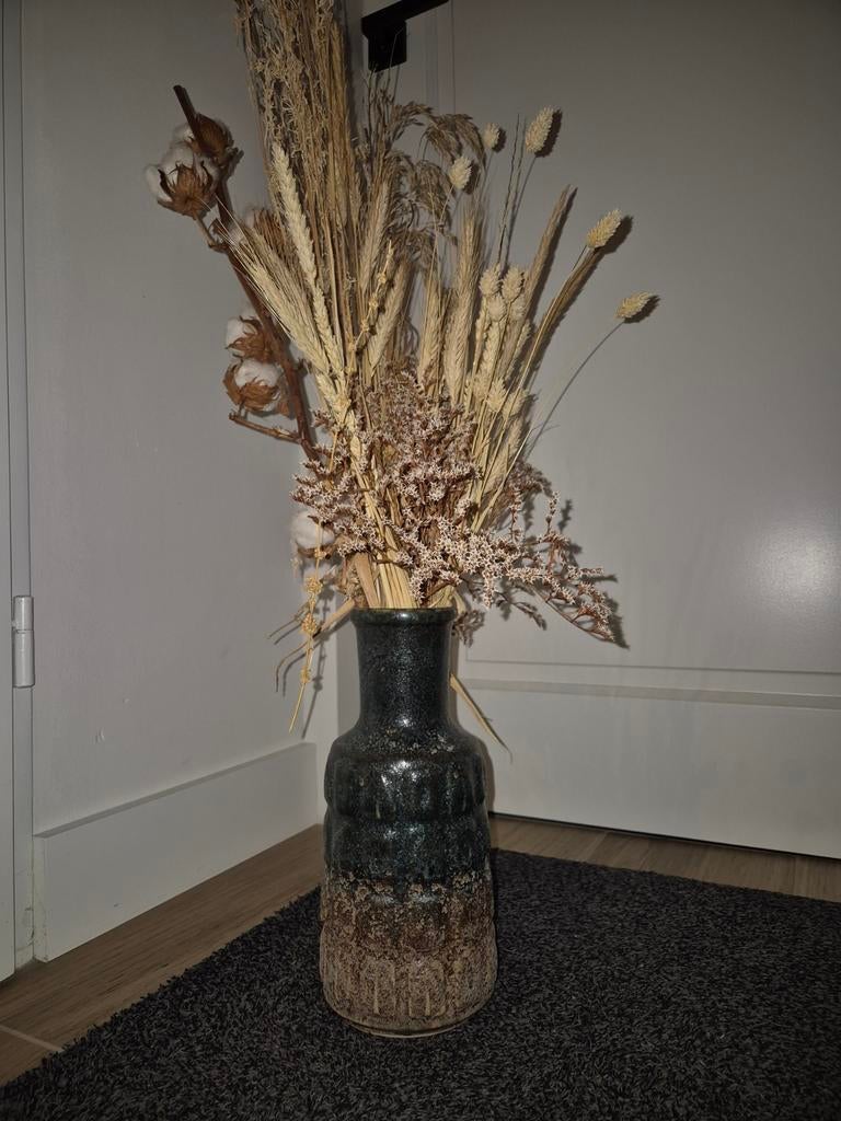 Droogbloemen met vaas, Huis en Inrichting, Woonaccessoires | Droogbloemen, Ophalen