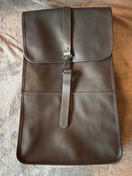 Rains backpack - barely used, Sieraden, Tassen en Uiterlijk, Tassen | Rugtassen, 25 tot 40 cm, Zo goed als nieuw, Waterdicht, 30 tot 45 cm