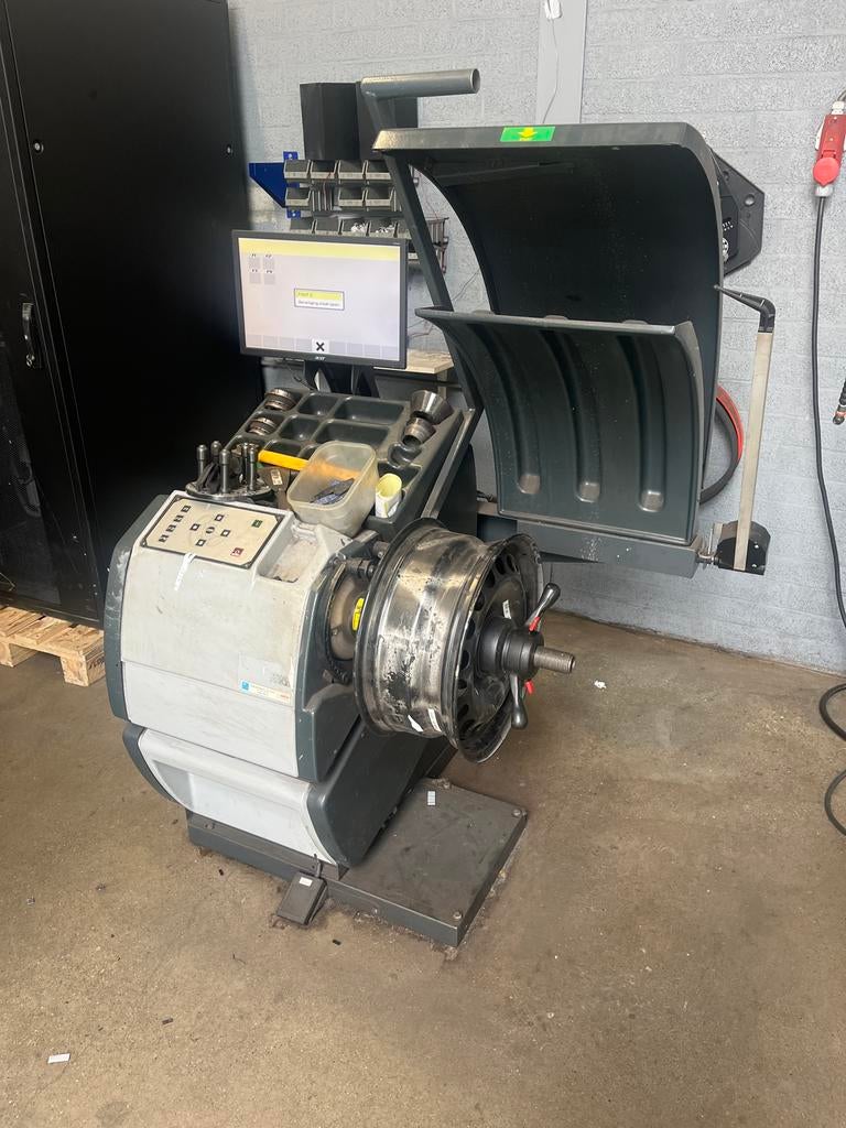 Professioneel Balanceerapparaat voor Banden en Velgen, Huis en Inrichting, Kachels, Ophalen, Zo goed als nieuw, Gas, Gaskachel