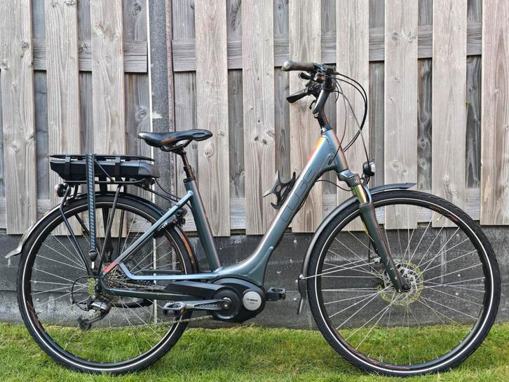 Cube Bosch Middenmotor 50cm Dames E-Bike Elektrischefiets, Fietsen en Brommers, Fietsen | Dames | Damesfietsen, Zo goed als nieuw